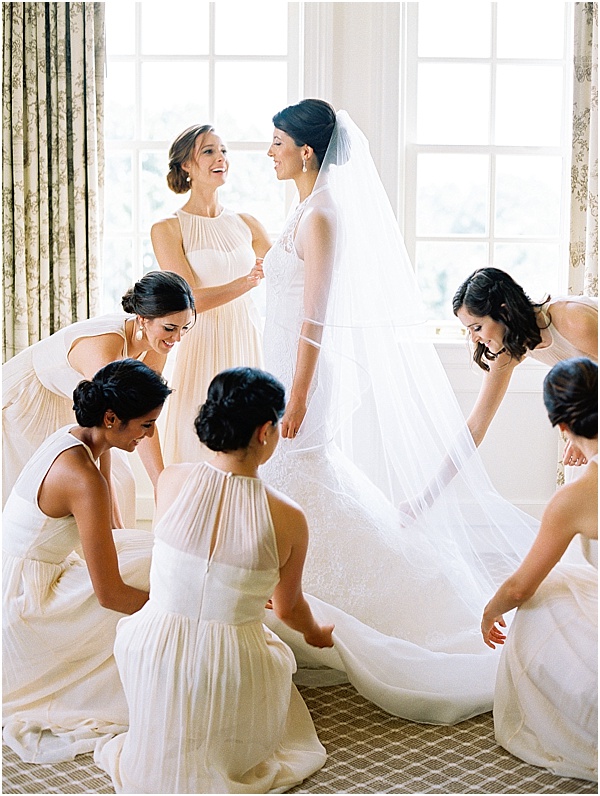 Bride Getting Ready The Hay-Adams Hotel Wedding © Bonnie Sen Photography