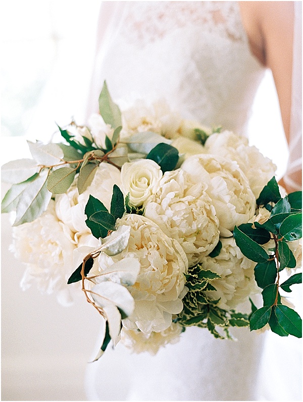 Classic White and Green Bridal Bouquet Sidra Forman © Bonnie Sen Photography