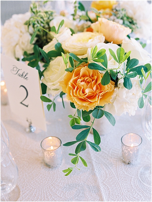 Peach White Green Centerpiece Wedding Sidra Forman © Bonnie Sen Photography