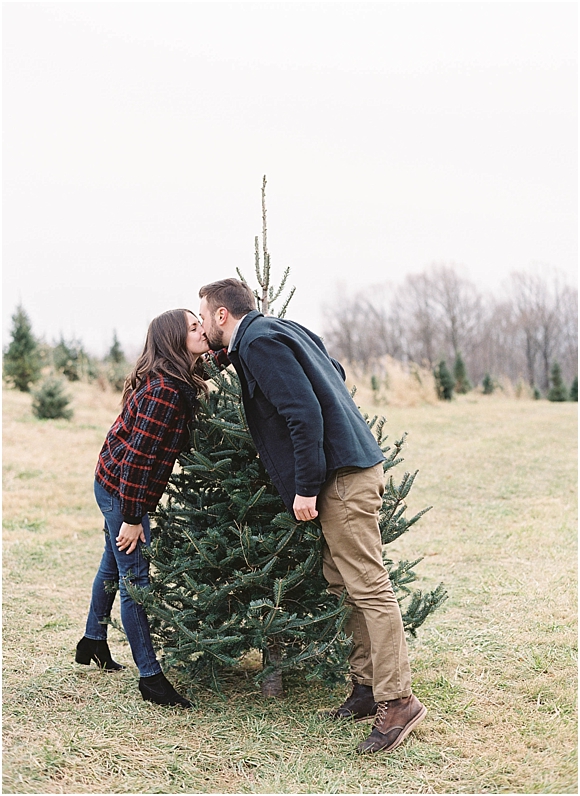 christmas photography engagement session