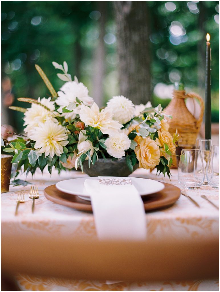 Modern but Rustic Wedding Outdoor Elopement Inspiration © Bonnie Sen Photography