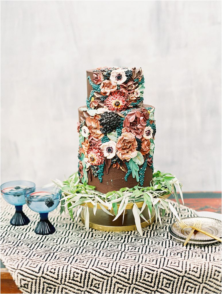 Mexican Flower Inspired Wedding Cake © Bonnie Sen Photography